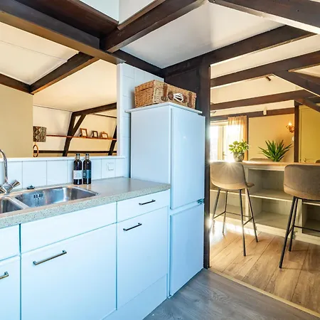 Bolle Bet Apartment